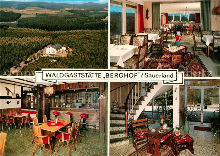 Wenden Biggetal Waldgaststaette Berghof Gastraeume Treppe