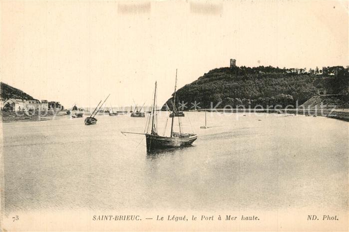 Saint-Brieuc Cotes-d Armor Le Legue le Port a Mer haute