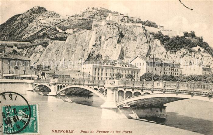 Grenoble Pont de France sur l'Isère et les Forts