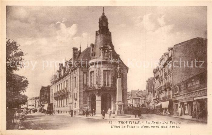 Trouville-sur-Mer Hôtel de Ville et Monument aux Morts Rathaus Kriegerdenkmal