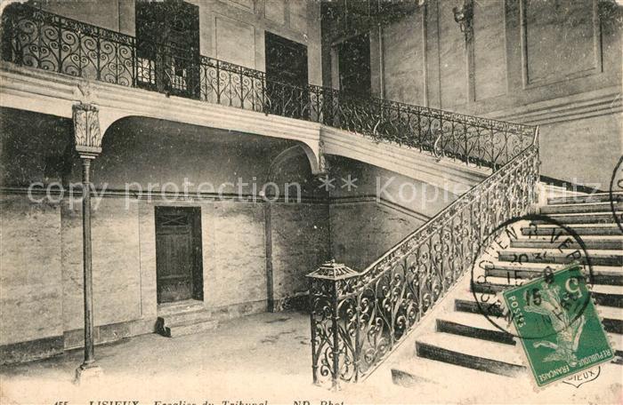 Lisieux Escalier du Tribunal