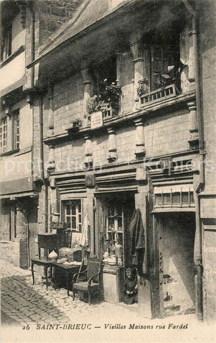 Saint-Brieuc Cotes-d Armor Vieilles Maisons rue Fardel