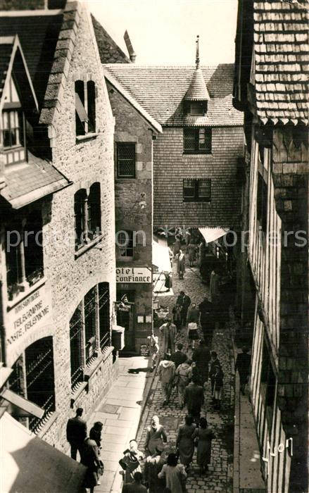 Le Mont-Saint-Michel La Rue Poste Maison de l Artichaut