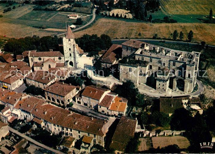 Lavardens Ancien village fortifie Le Chateau et l’eglise Vue aerienne