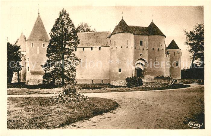 Saint-Amand-Montrond Chateau d Ainay le Vieil Schloss