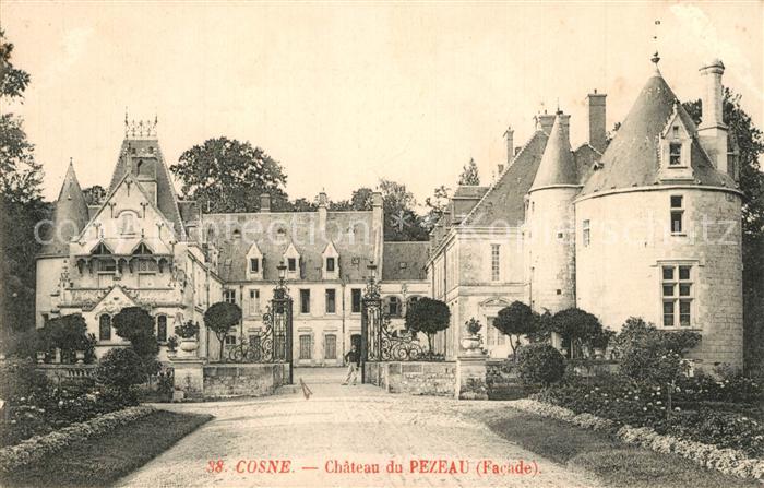Cosne-Cours-sur-Loire Chateau de Pezeau Schloss
