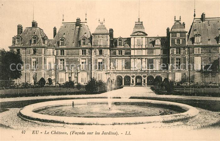 Eu 76 Chateau Facade sur les jardins Schloss
