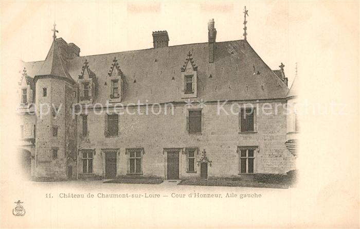 Chaumont-sur-Loire Chateau Cour d_Honneur