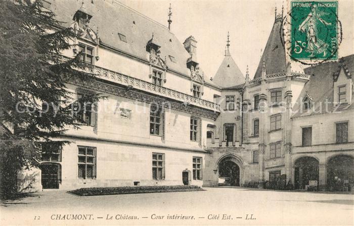 Chaumont-sur-Loire Chateau Cour intérieur Schloss