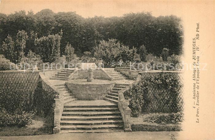 Jumieges Abbaye de Jumieges Le Parc Escalier de l’Epoque Louis IV