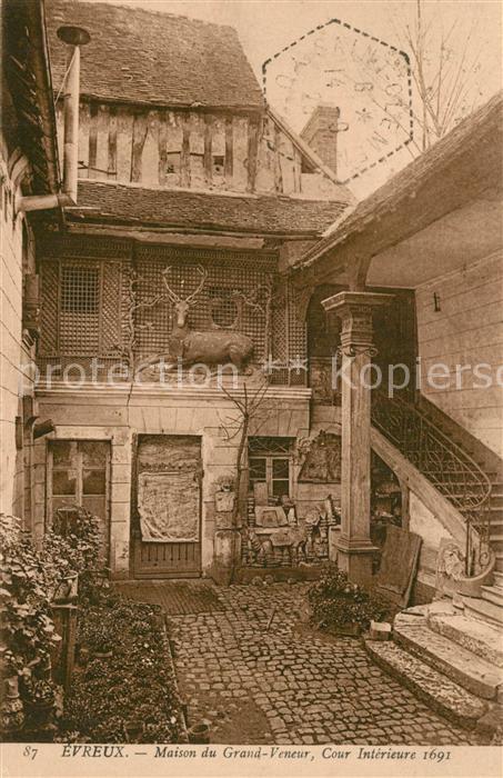 Evreux Maison du Grand Veneur Cour Interieure