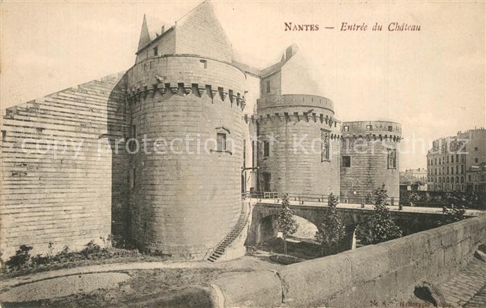 Nantes Loire Atlantique Entree du Chateau