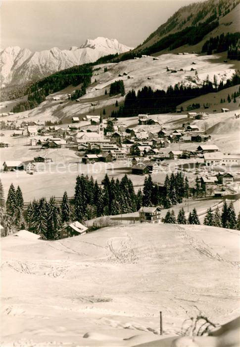 Riezlern Kleinwalsertal Vorarlberg mit Nebelhorn