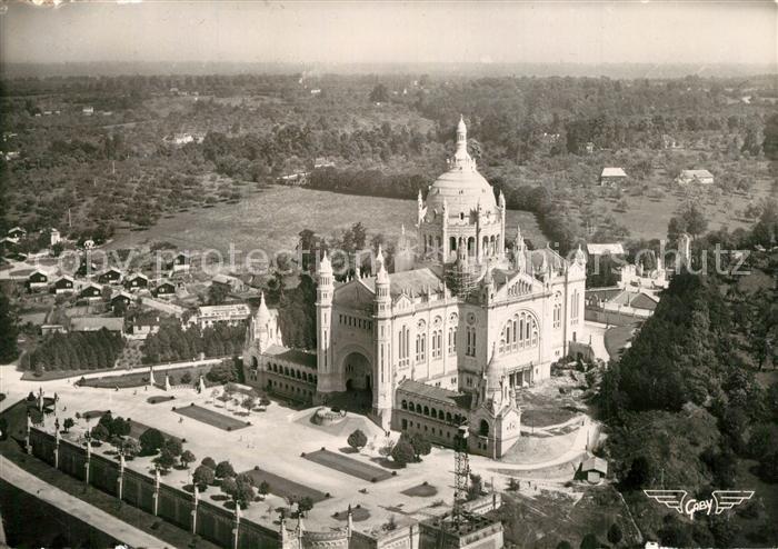 Lisieux La Basilique Vue aerienne