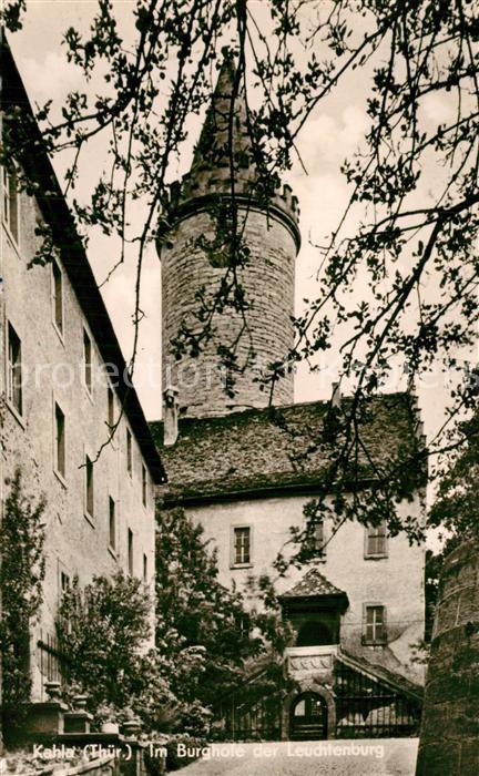 Kahla Thueringen Burghof der Leuchtenburg