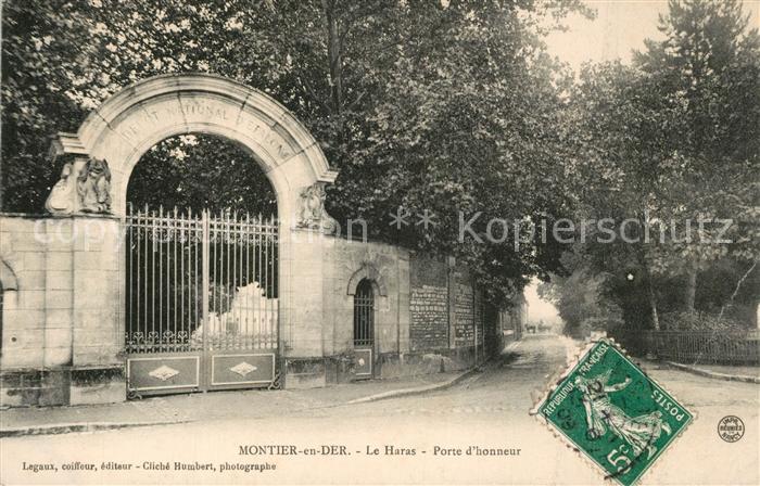 Montier-en-Der Le Haras Porte d Honneur