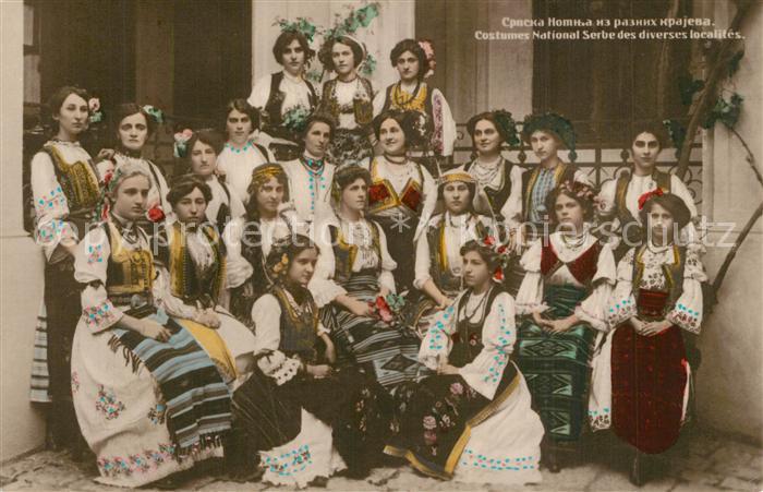 Trachten Serbien Gruppenfoto Frauen