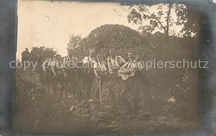 Wandern Gitarre Gruppenfoto Privatfoto-Ak