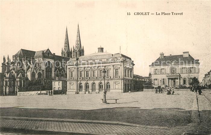 Cholet Place Travot Eglise