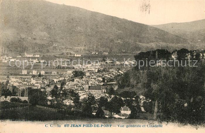 Saint-Jean-Pied-de-Port Vue Generale et la Citadelle