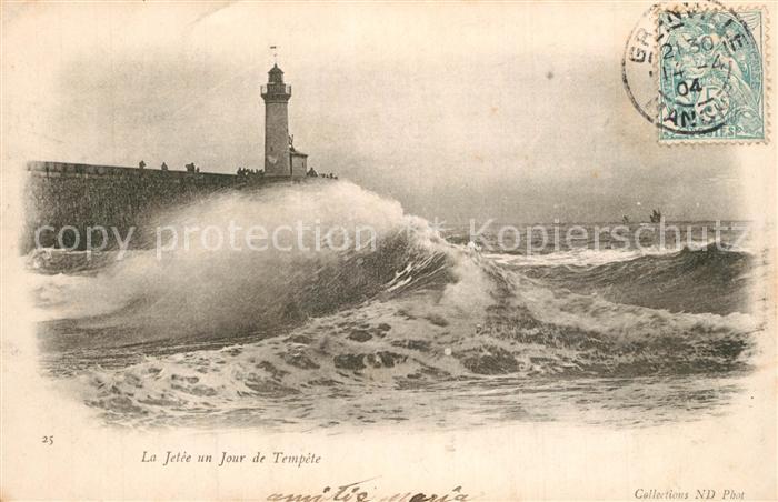 Granville Manche La Jetée un jour de tempête