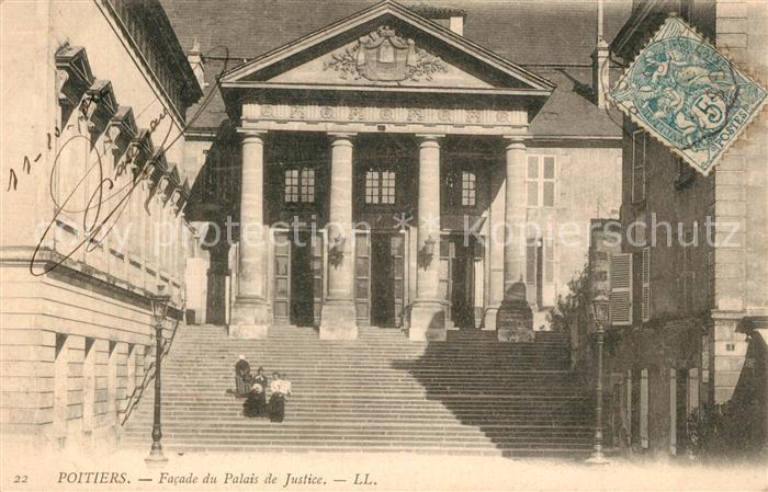 Poitiers 86 Facade du Palais de Justice