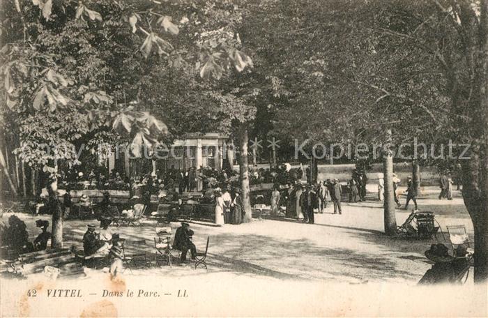 Vittel Dans le parc