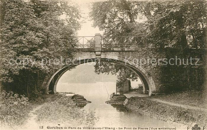 Garches Parc de Villeneuve L Etang Pont