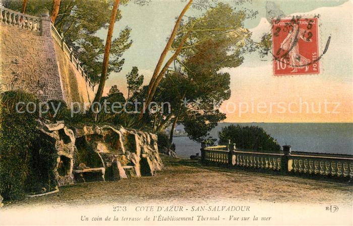 San Salvadour Un coin de la terrasse de l’Etablissement Thermal Vue sur la mer