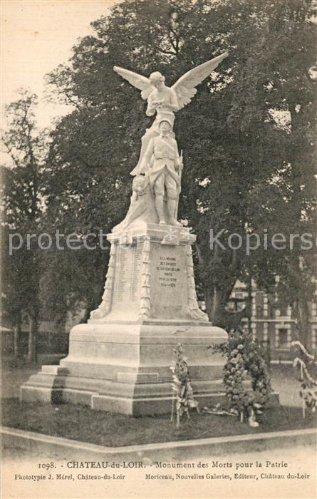 Chateau-du-Loir Monument des Morts pour la Patrie