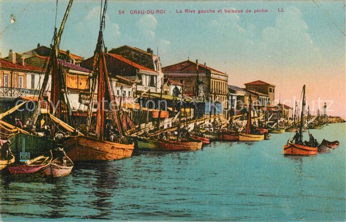 Le Grau-du-Roi Gard Rive gauche et bateaux de pêche