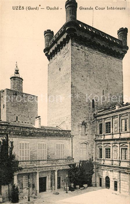 Uzes Le Duché Grande Cour Intérieure