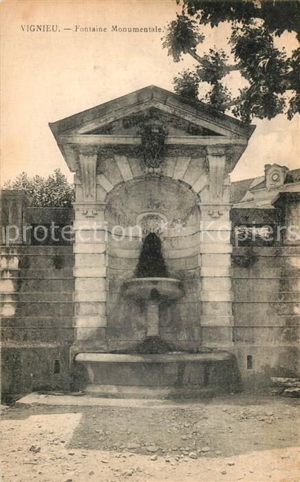 Vignieu Fontaine Monumentale