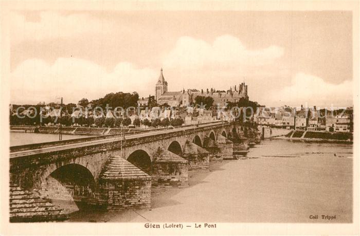 Gien 45 Pont sur la Loire et vue sur la ville Eglise Chateau