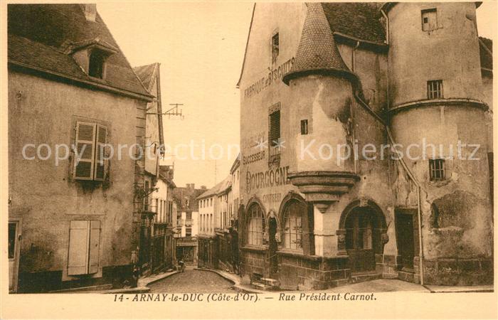Arnay-le-Duc Rue President Carnot