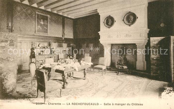 La Rochefoucauld Salle a manger du Chateau