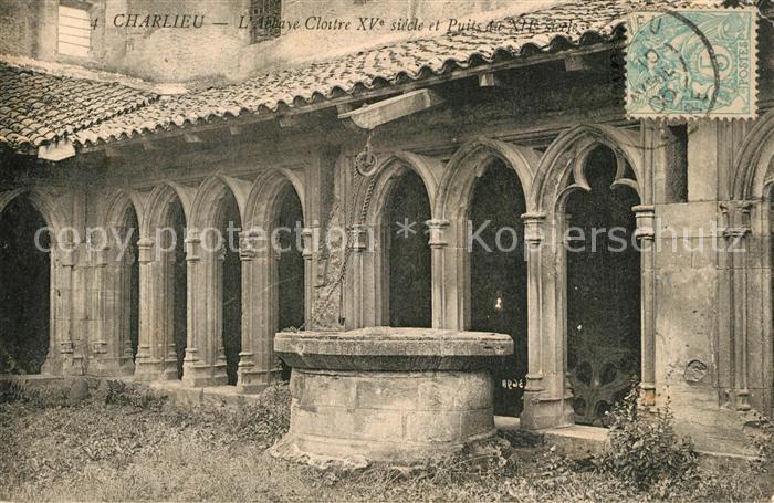 Charlieu Abbay Cloître XVe siècle et Puits du XIIe siècle