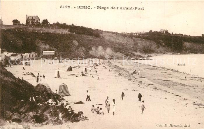 Binic Cotes d Armor Plage de l'avant port