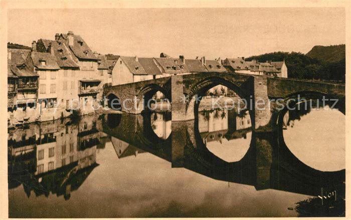 Espalion Pont vieux et le Lot