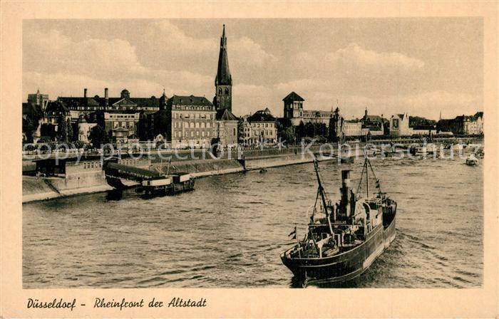 Duesseldorf Rheinfront der Altstadt