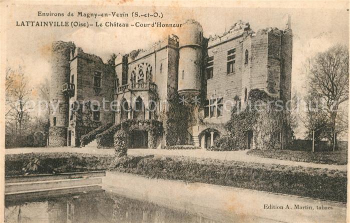 Lattainville Chateau Cour d Honneur