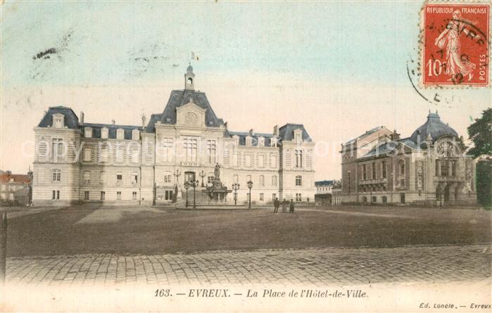 Evreux Place de l_Hotel de Ville