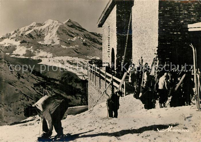 Val d Isere Skifahrer
