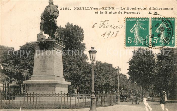Neuilly-sur-Seine Rond point d Inkermann Statue de Perronet