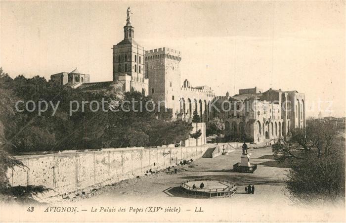 Avignon Vaucluse Palais des Papes XIVe siècle Monument
