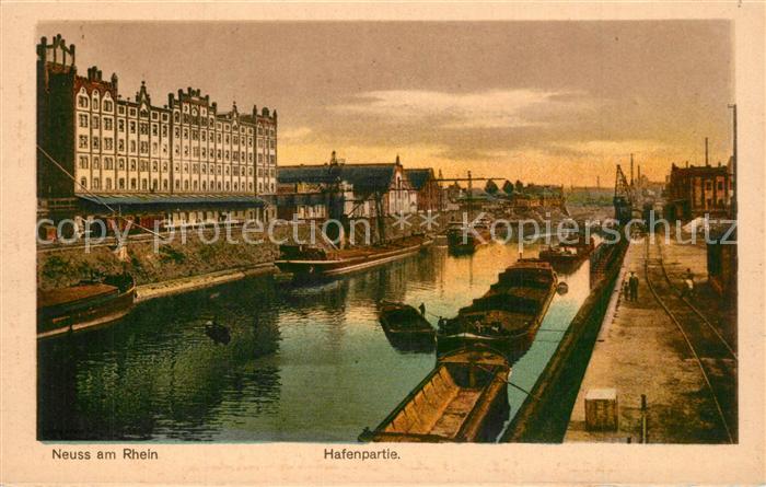 Neuss Hafenpartie Frachtkahn Binnenschifffahrt