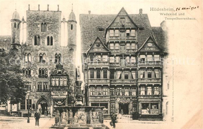 Hildesheim Wedekind und Tempelherrenhaus Historische Gebaeude Brunnen