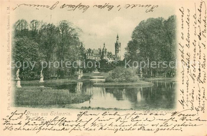 Schwerin Mecklenburg Blick zum Schloss