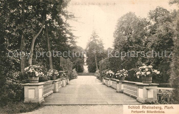 Rheinsberg Schloss Rheinsberg Parkpartie Billardbruecke