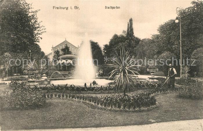 Freiburg Breisgau Stadtgarten Fontaene
